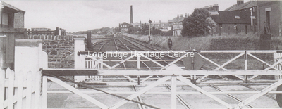 345B - Railway - Looking to Victoria Mill & Tootle heights - 1959