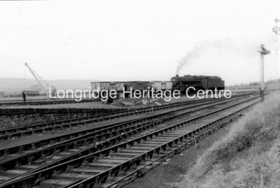 349E - Railway - 8f 48707 shunting in Goods Yard - 1966