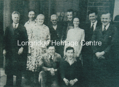 378B - Longridge Printers - Group photograph of the staff - 1950