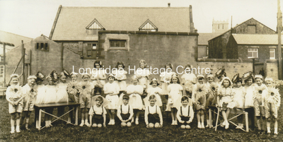 422B - Berry Lane - CofE Junior School group photographs with names - 1939