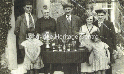 430B - Lower College Farm, Hotherall - A family group of Walkers - 1932