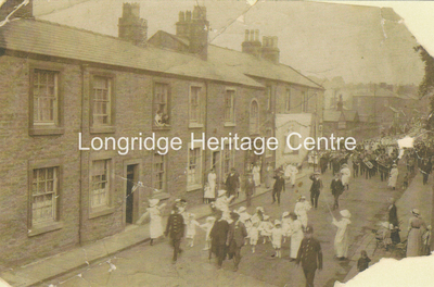 436B - Berry Lane - CofE procession near Towneley Road - 1912