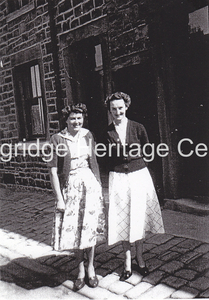 465B - Davis Street - Margaret Turner and Elizabeth Martin - 1955