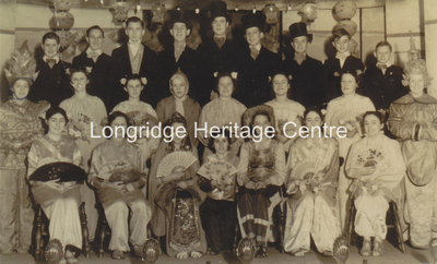 469C - Longridge Amateur Dramatics - Group photograph - 1950