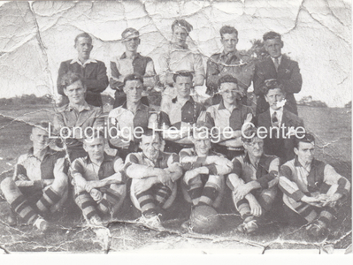 511A - Horns Lane Football Team - Picture of team - Unknown