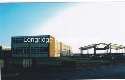 564A - Longridge High School - Building of extension - 1970