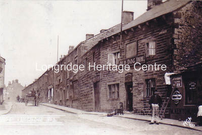 566A - Market Place - View of Dog Inn - 1911