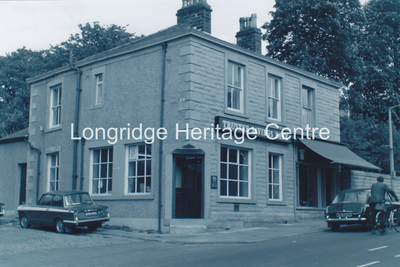 615B - Berry Lane - Nos 2 & 4 - 1970