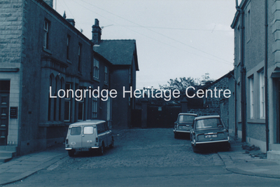615C -Berry Lane - Hodder Street between TSB and district bank - 1970