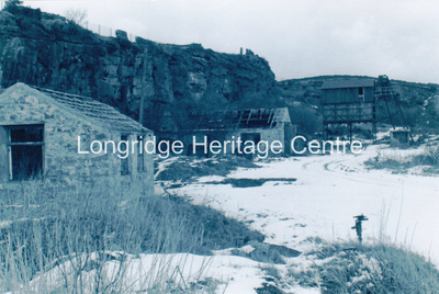 692B - Quarries - Derelict buildings in Green Bank Quarry - 1970
