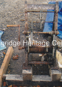 850B - Co-op building - Detail of clock mechanism before and after repairing - Unknown