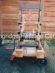 850C - Co-op building - Detail of clock mechanism before and after repairing - Unknown