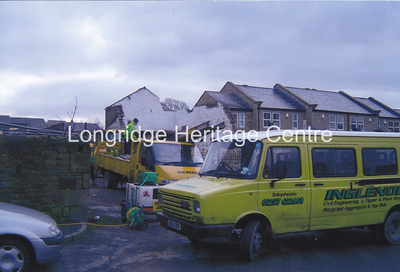 868C - Barclay Court - Views during building of the houses - 2003-6