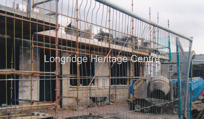 871C - Barclay Court - Views during building of the houses - 2003-6