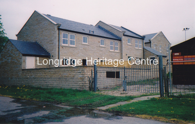 879B - Barclay Court - External views of completed houses - 2006