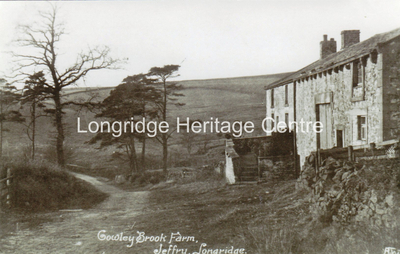 257B - Jeffrey Hill - Cowley Brook Farm, looking towards Longridge - Unknown