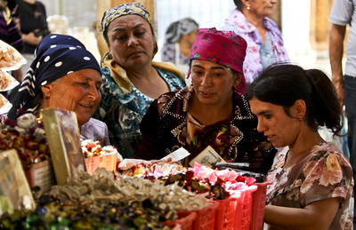 Lady Shoppers in a Bazaar - Jenny Tucker