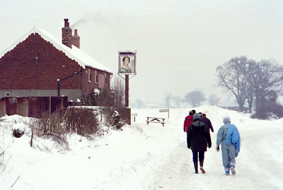 Off to the Pub! - John Laverock