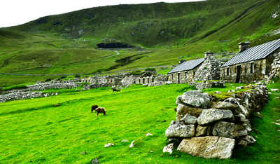 Lost Community - David Garnham