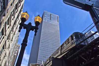 Look up in Chicago - Jenny Tucker