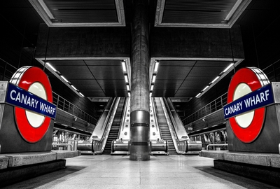Canary Wharf Station - Andy Soar