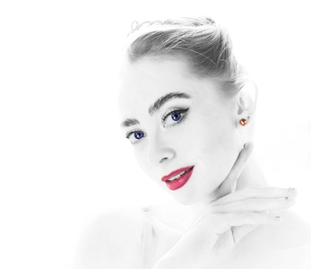 Blue Eyed Beauty - Janet Taylor - Third Place