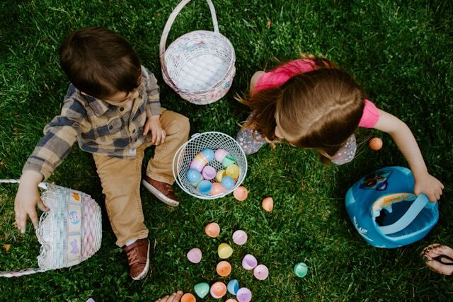 stock-easter-family-fun