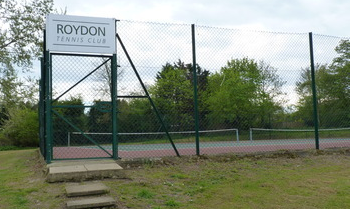 Gate to Roydon Tennis Club