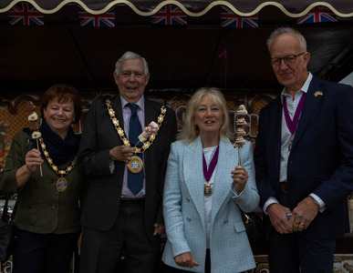 The Mayor, Mayoress, Deputy Mayor and Consort enjoying their treats!