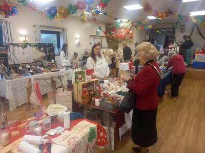 The Mayor of Chelmsford Councillor Janette Potter looking at Hayley's Party Treats