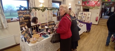 The Mayor of Chelmsford Councillor Janette Potter and Mayoress Councillor Jackie Galley  looking at Linpincrafts