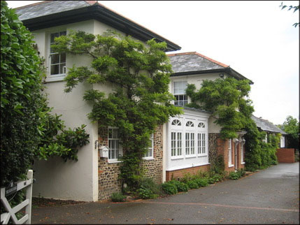 Waverley Lane House