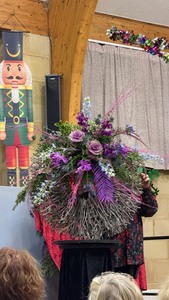 20251211 scgs floral (2)