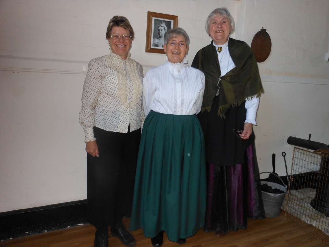 Helpers for schoolrom