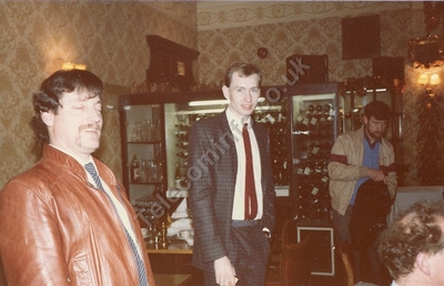 Chest Xmas 1980's (3)