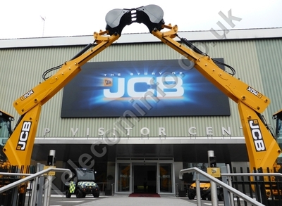 LM Visit to JCB factory 2014