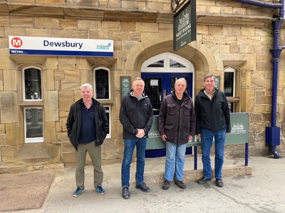 T’TWITS in t’Yorkshire on t’Rail/Ale trail