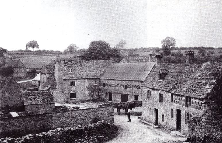 Duntisboure Leer - Leer Farm with Bob Watkins and collie dog 'Buttercup'