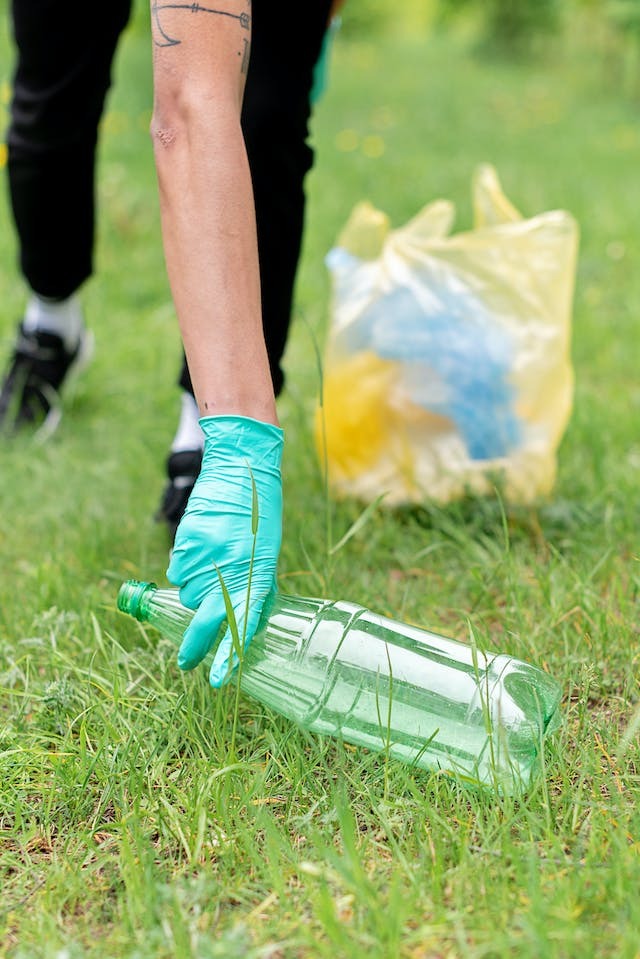 Picking up litter