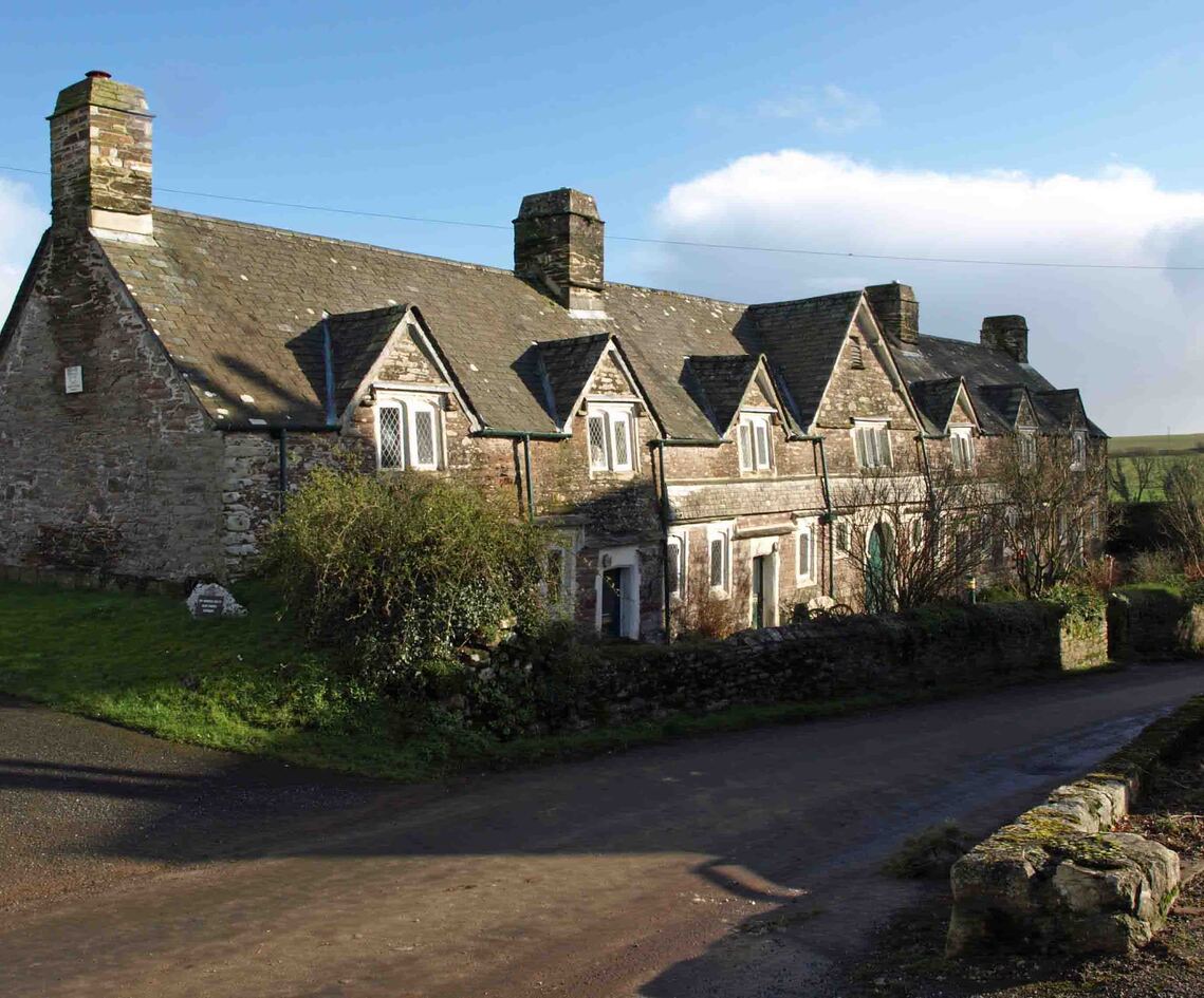 Hele AlmsHouses